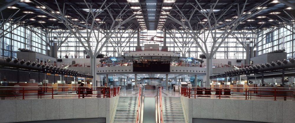 Austrian Airlines STR Terminal – Stuttgart Airport