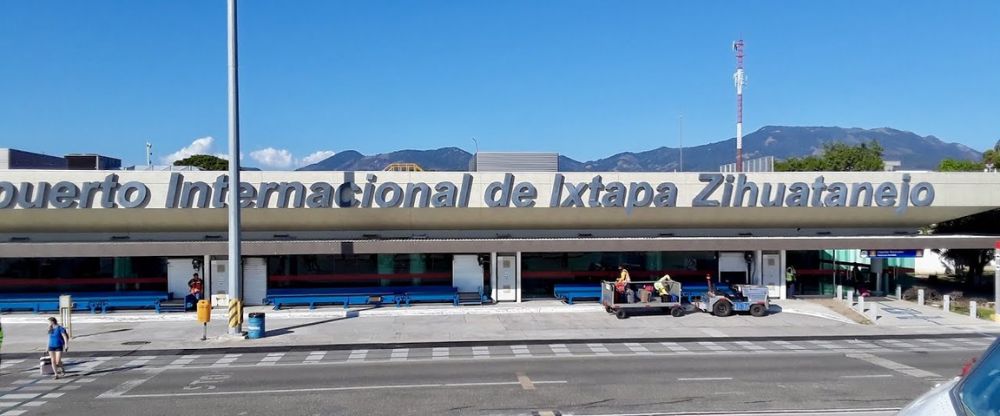 United Airlines ZIH Terminal- Ixtapa-Zihuatanejo International Airport