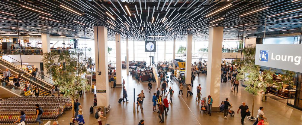 Singapore Airlines AMS Terminal – Amsterdam Airport Schiphol 