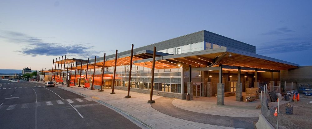 Delta Airlines FAI Terminal – Fairbanks International Airport