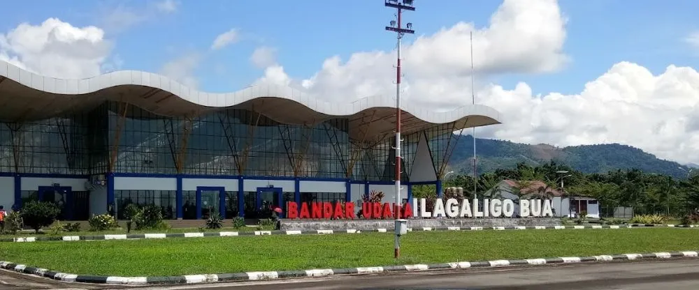 Lagaligo Bua Airport