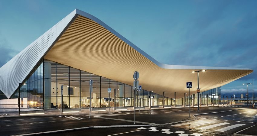 Air Canada HEL Terminal – Helsinki Airport
