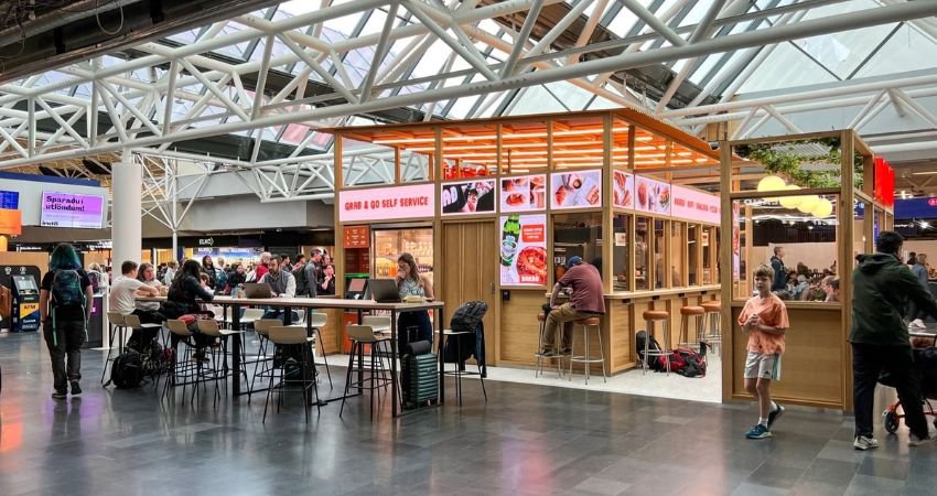 Icelandair KEF Terminal – Keflavik International Airport