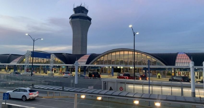Lufthansa Airlines STL Terminal – St. Louis Lambert International Airport